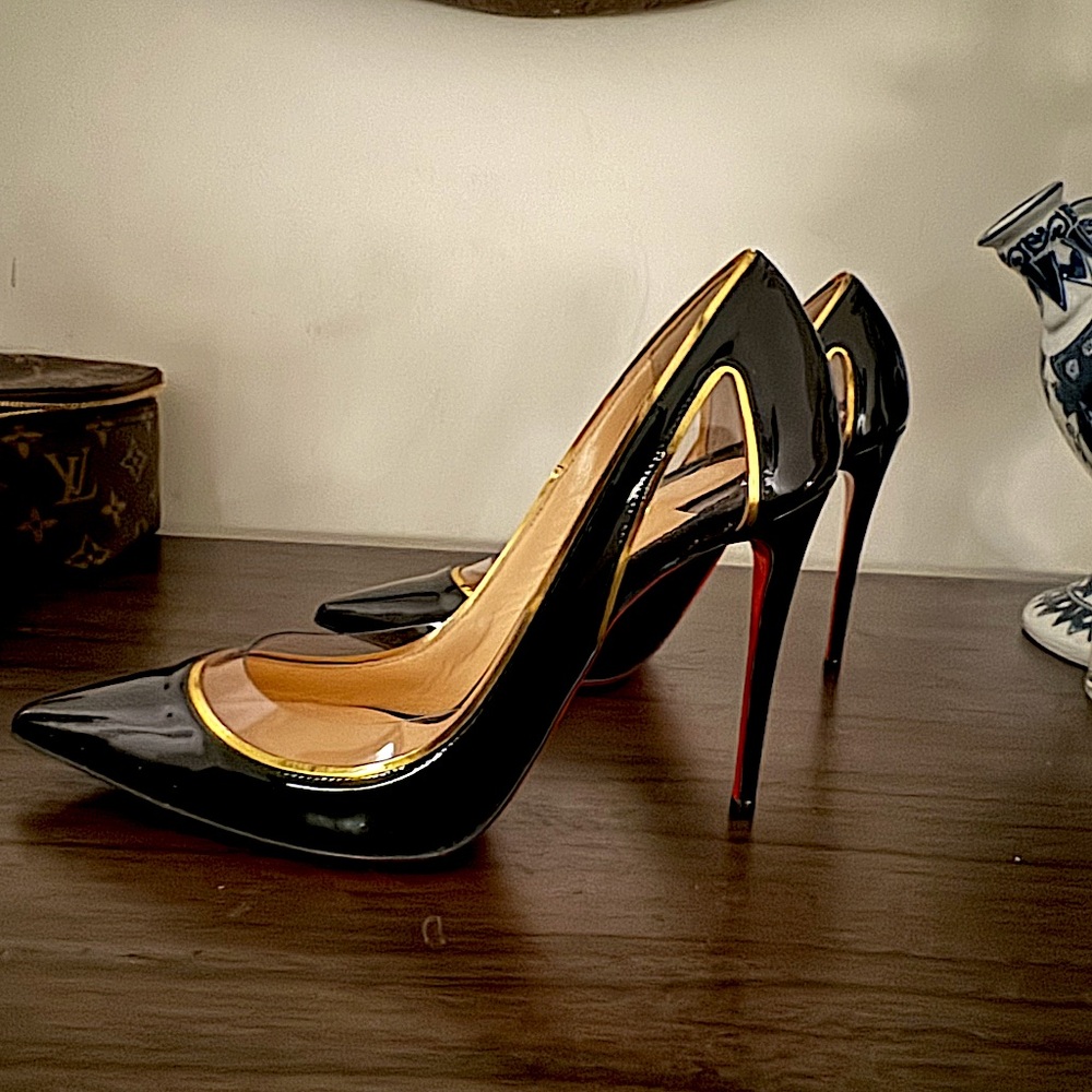 BRAND NEW GORGEOUS Christian Louboutin Cosmo 554 100 heels!